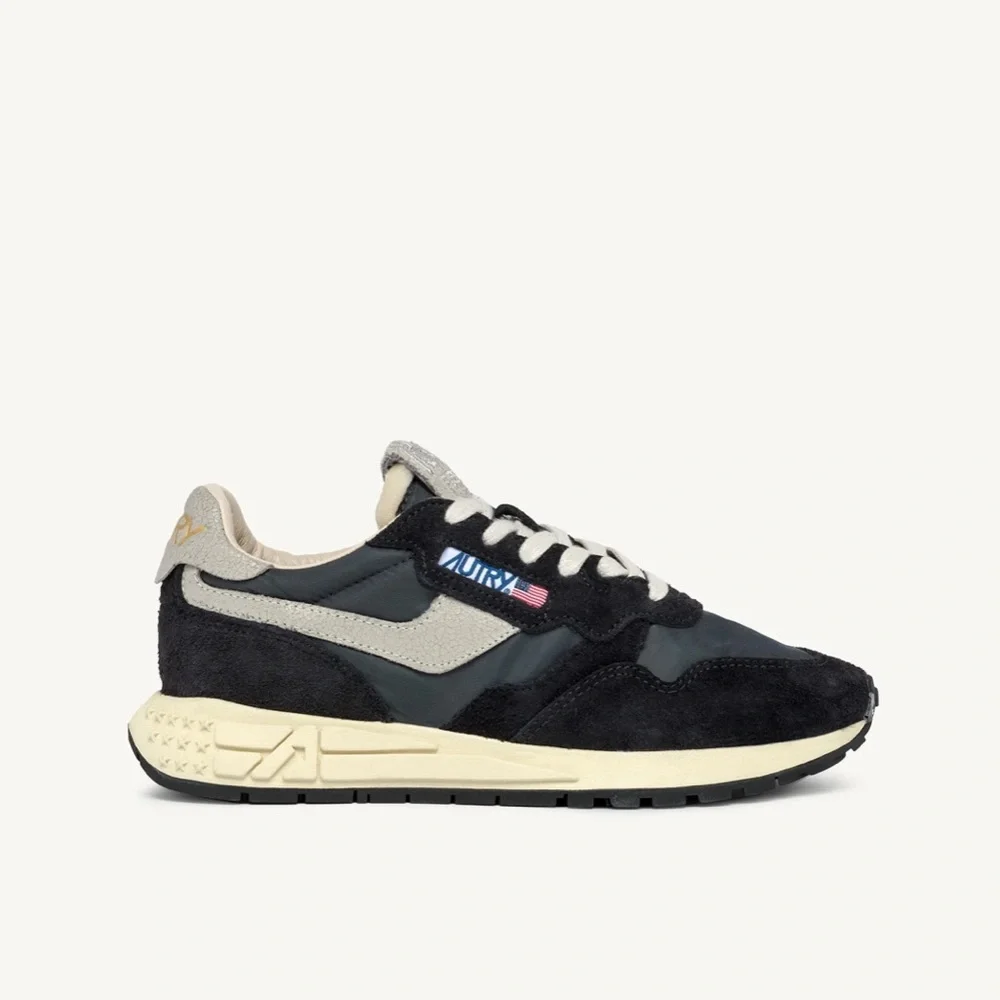 Retro Runner Women's Sneakers in Black and Cream